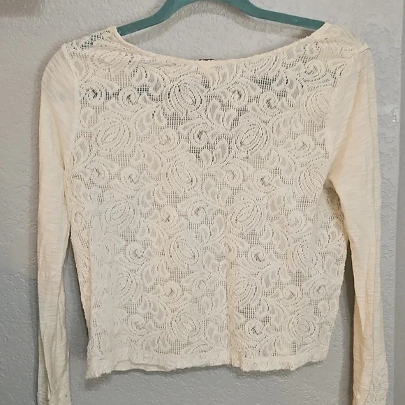 Free People Geo Floral Lace Inset Lightweight Long Sleeve Crop Top - Picture 6 of 6
